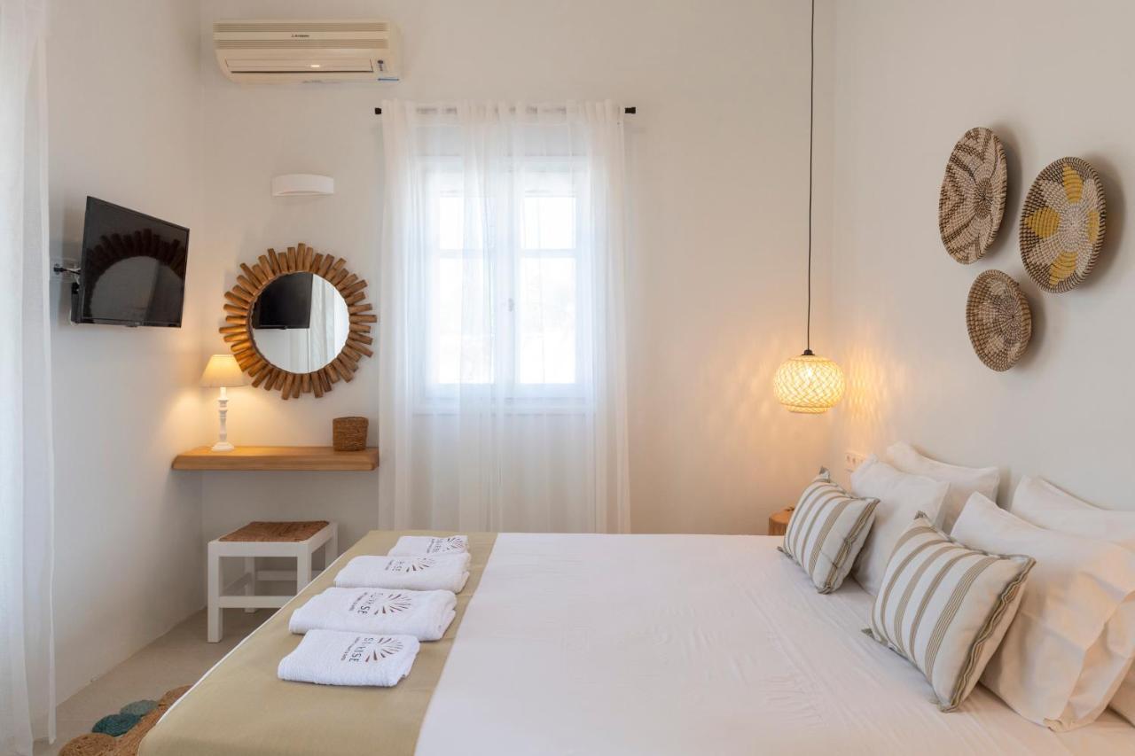 Sunrise Luxury Apartments & Suites Antiparos ภายนอก รูปภาพ